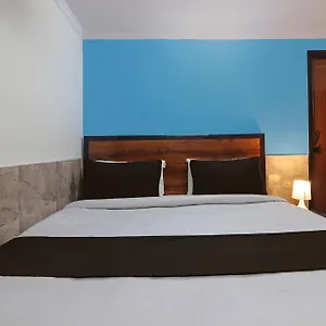 O Bluemoon Inn, South Campus Hotel New Delhi